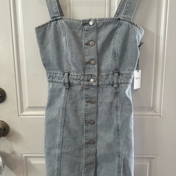 Forever 21 Dresses & Skirts - Chic Light Blue Denim Dress